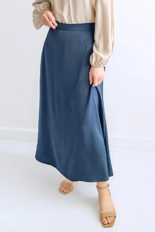 women's asymmetrical skirts -ladies' elastic waist pants -Hamilton Satin Maxi Skirt in Dark Navy